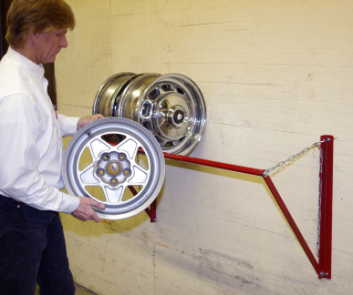 wheelStorageRack1